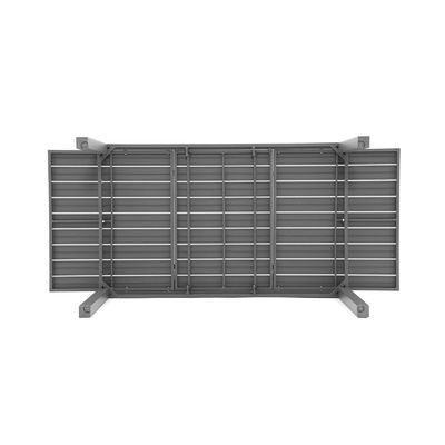 Mesa e cadeira de metal para 4-8 pessoas no pátio da AJUNION