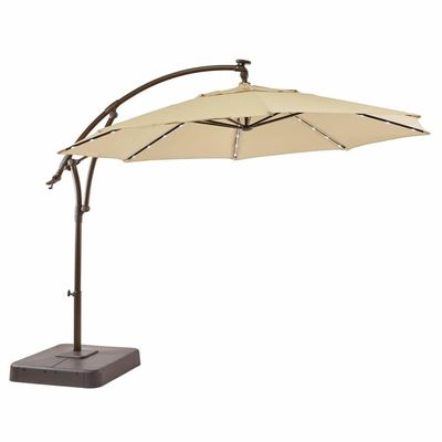 Mobiliário de exterior AJUNION Um guarda-chuva de cantilever à prova de água de 11 pés com LED de energia solar
