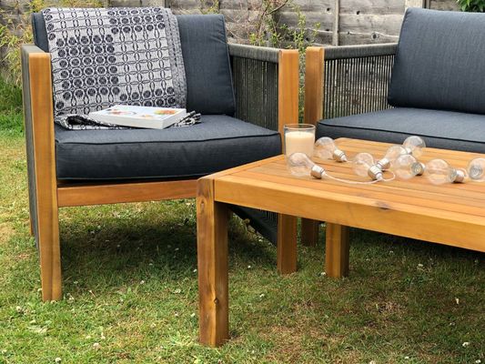 Conjunto de mobiliário exterior com poltronas de madeira e tecido de rotão PE W71 x D66 x H64cm