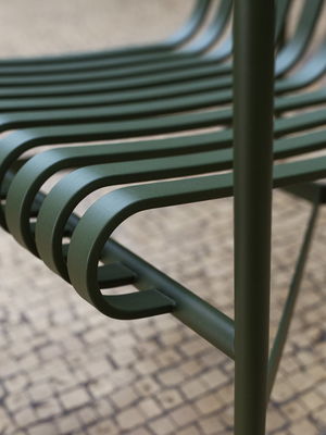 Transforme o seu espaço exterior com a poltrona de aço minimalista AJUNION W63 x D66 x H80cm