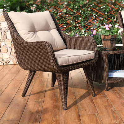 Moderno design tecido PE Rattan poltrona e mesa de jantar conjunto para balcão exterior villa
