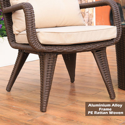 Moderno design tecido PE Rattan poltrona e mesa de jantar conjunto para balcão exterior villa