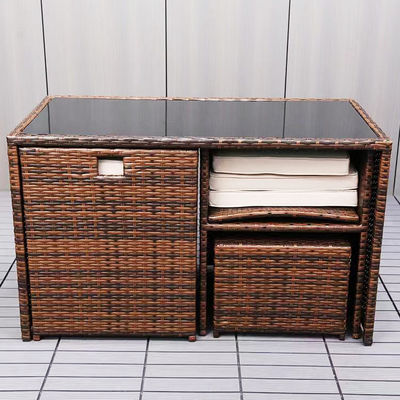 Conjunto de jardim de poupança de espaço de plástico moderno, mesa e cadeira de canto de rotão para pátio do pátio