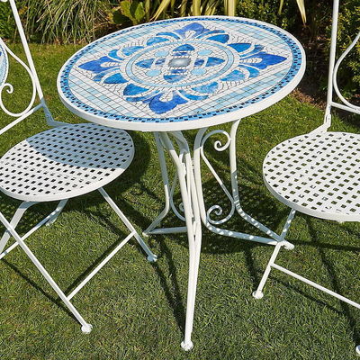 Conjunto de Bistro de Ferro revestido com azulejos cerâmicos e pó de design moderno para pátio de jardim ao ar livre