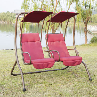 Cadeira de balanço de metal duplo de 2 lugares com baldaquinha Desfrute do ar livre com conforto