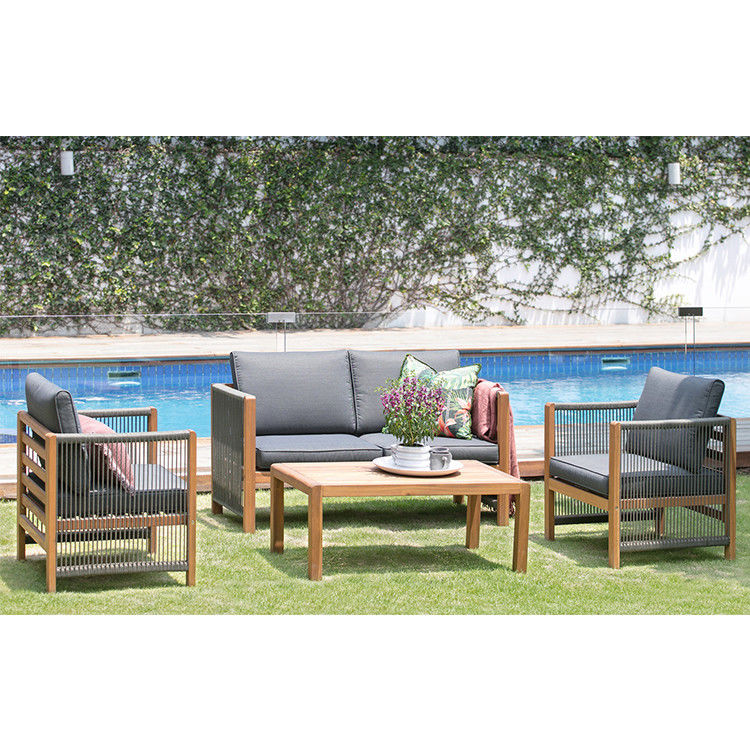 Conjunto de mobiliário exterior com poltronas de madeira e tecido de rotão PE W71 x D66 x H64cm