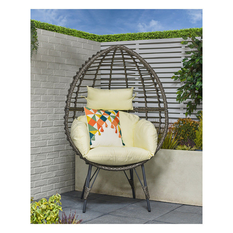 Cadeira de ovos de rotina com almofada para o exterior Aproveite o seu espaço exterior com conforto